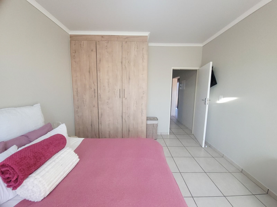 2 Bedroom Property for Sale in Van Der Hoff Park North West